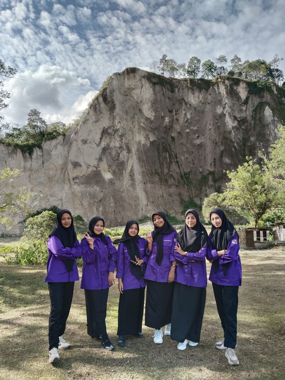 Gambar WhatsApp 2025-11-04 pukul 09.12.11_18e99b47